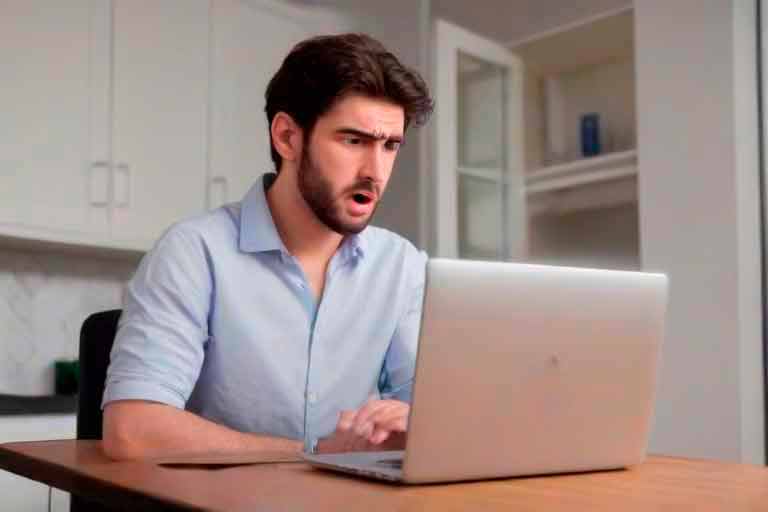 ¿Cómo solucionar los problemas con mi portátil Dell Latitude después de actualizar BIOS?